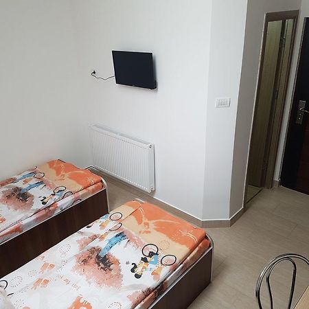 Hotel Onalisa Arad Esterno foto