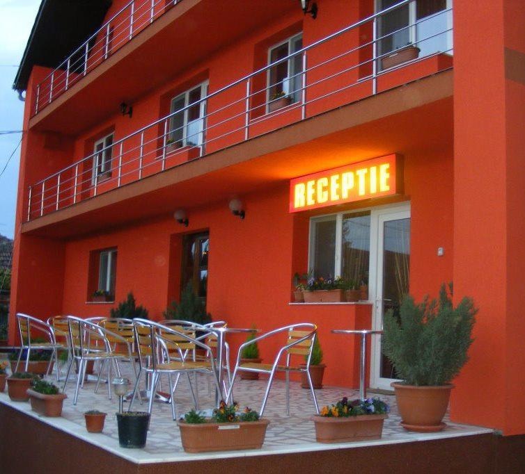 Hotel Onalisa Arad Esterno foto